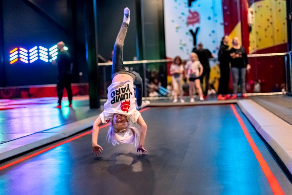 fast track tumbling trampolin