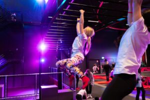 Ninjabana i JumpYards trampolinpark